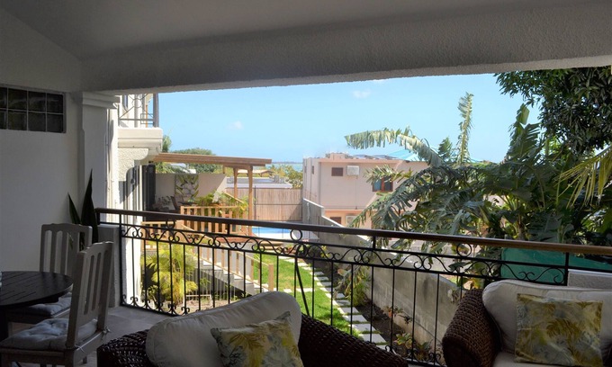 La Gaulette House | Inviting La Gaulette Home with Pool and Sea Views