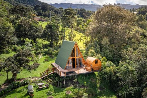 La Calera Hotel | Discover La Gloria Reserva Forestal: Pet-Friendly Retreat