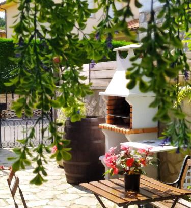 Nueva House | Experience Family-Friendly Comfort at La Granda de la Concha