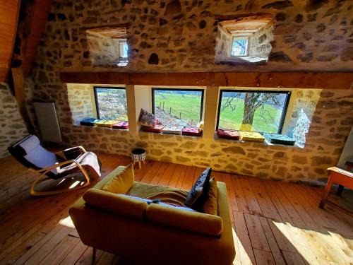 Le Vaulmier House | Relax at La Grange Aux Frênes - Nature and Comfort Await