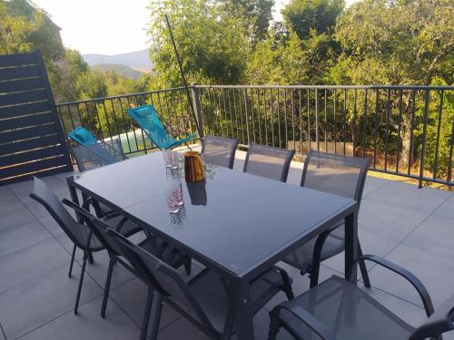 Pont-de-Montvert-Sud-Mont-Lozere House | Discover Family-Friendly Comfort at La Grange d'Elie et Rosa