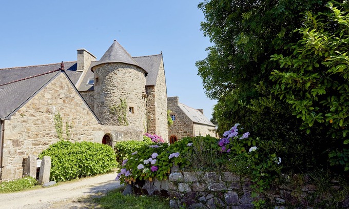 Saint-Quay-Perros House | Discover La Grange de Blanche: Oceanfront Comfort Awaits
