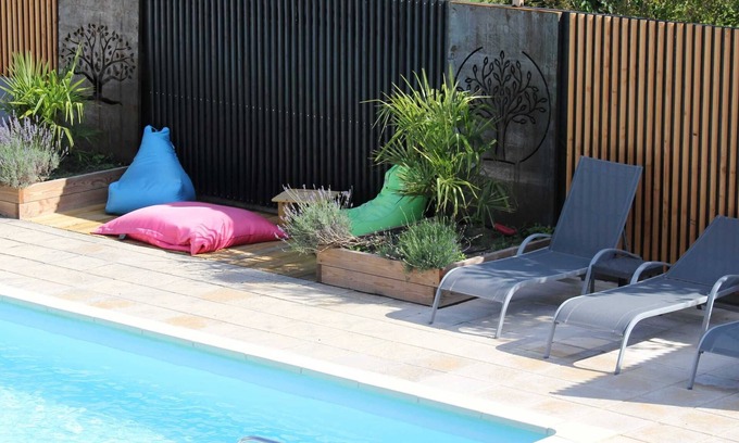 Allonnes Cottage | Pet-Friendly Retreat at La Grange des volets rouges