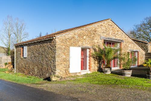 Saint-Julien-des-Landes House | Tranquil La Grange Gîte: Countryside Retreat for Families