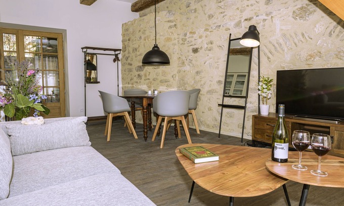 Belesta Cottage | Discover La Grange Gauche - The Castle House Retreat