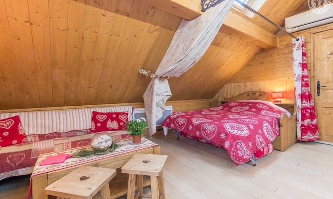 Frontenex House | Discover LA Grange Neuve - Frontenex: Pet-Friendly Comfort