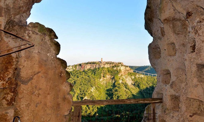 Lubriano Bed & Breakfast | Guest Rated: La Grotta Su Civita - Experience Unique Comfort