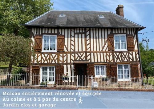 Vimoutiers House | Top-Rated La Halte de la Hunière: Family-Friendly Retreat