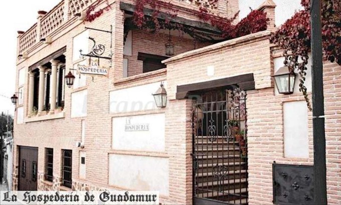 Guadamur Apartment | Pet-Friendly Retreat at La Hospederia de Guadamur