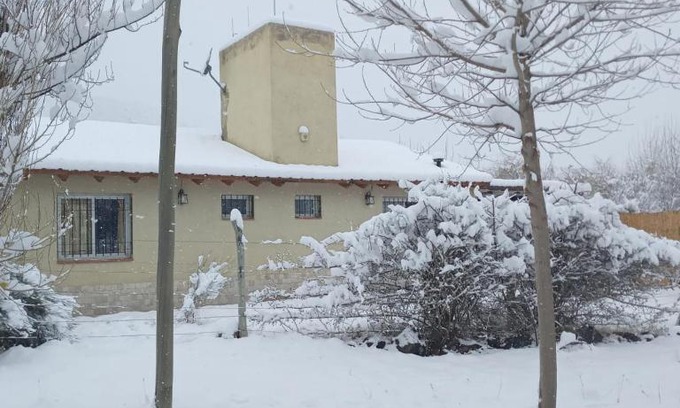 Salto Ski Chalet | Family-Friendly LA JARILLERA with Kitchen Amenities