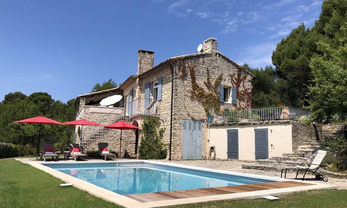 Murs House | La Jaumière: Heated Pool & Breathtaking Views Await
