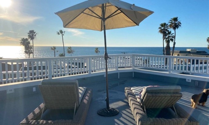 La Jolla House | Beachfront La Jolla Home with Pool and Ocean Views