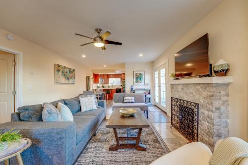 Beach Barber Tract House | Pet-Friendly La Jolla Oasis with Large Backyard & Beach Access
