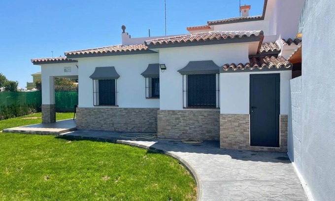 1a Fase House | Experience La Juli: Exclusive Oceanfront Chalet Retreat