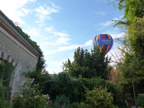 Epeigne-les-Bois Bed & Breakfast | Family-Friendly Retreat at La Lézardière - Rated 8.9/10