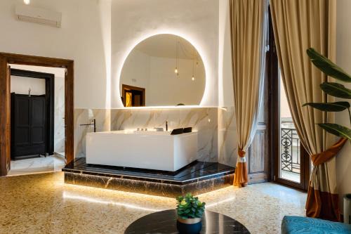 Historical Center House | Experience La Lepre Felice: 4-Star Family-Friendly Retreat