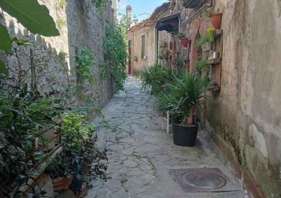 Lustra House | Pet-Friendly Getaway at La Locanda dei Baroni