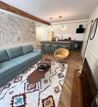 Vienne Apartment | Discover Family-Friendly Comfort at La Loge de l Odéon