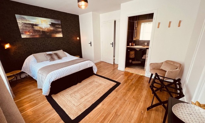 Romans-sur-Isere Apartment | Discover La Loge de Romans: Chic Atmosphere in the City
