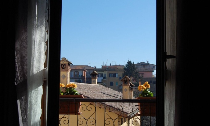 Formello House | Explore La Loggetta Sul Borgo: Family-Friendly Retreat