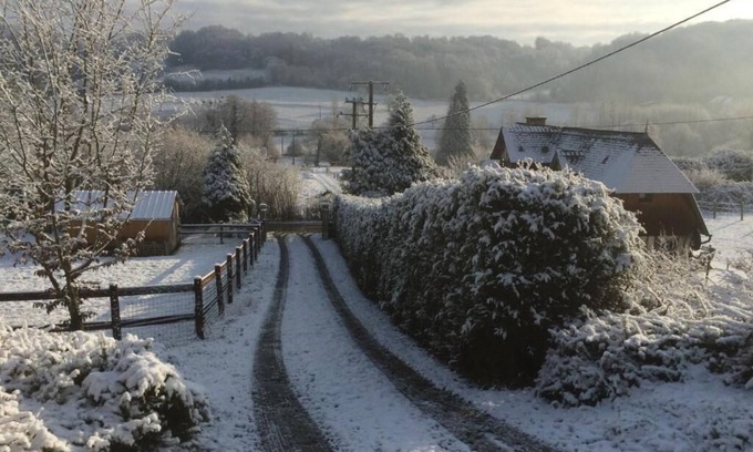 La Riviere-Saint-Sauveur House | Enchanting La Longère des Amoureux: Family-Friendly Retreat