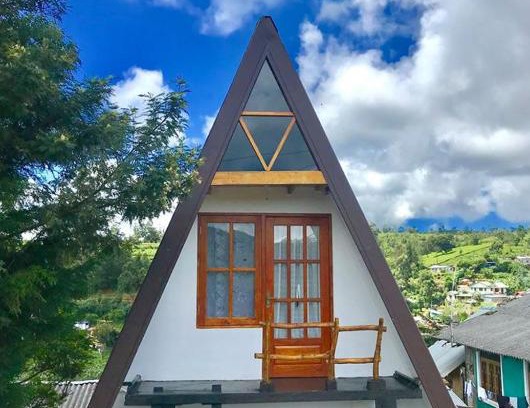 Nuwara Eliya Cabin | Cozy La Luna Cabins: Perfect for Families with Breakfast