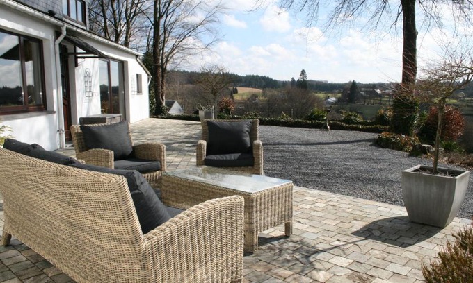 Redu Bed & Breakfast | Discover La Lune d'Or: Family-Friendly Hotel with Breakfast