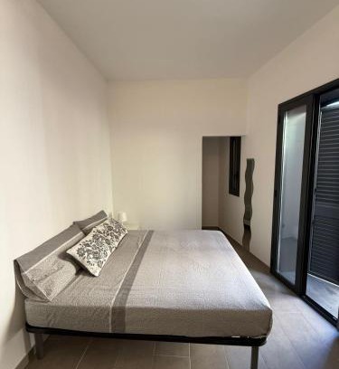Bronte Apartment | La Lupa