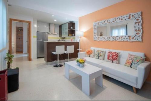 Old Town Apartment | LA MÁS COQUETA, EN EL ADN DE CADIZ,