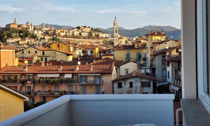 Borgo San Leonardo Apartment | Elegant "La mè cá" Apartment with Scenic Hill Views
