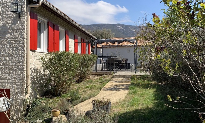 Roche-Saint-Secret House | Experience La Maison des Lavandes Amidst Lavender & Vines