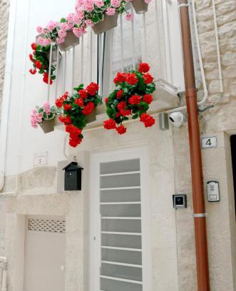 Bitetto House | La Maddalena 5: Guest Rated 10/10, Pet-Friendly Comfort