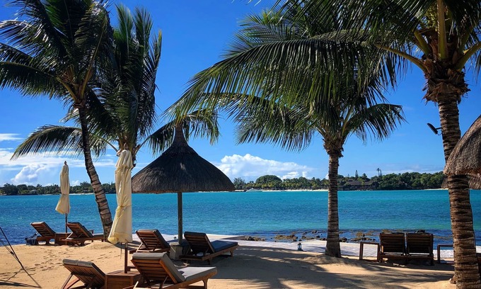 Pointe aux Canonniers Hotel | Discover 20 Degrés Sud: A Premier Oceanfront Retreat