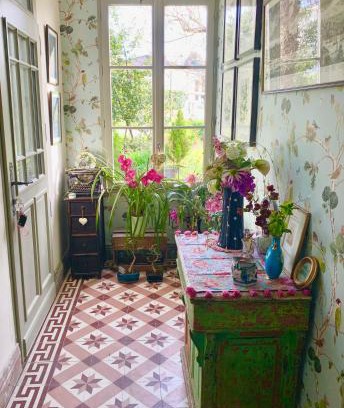Eymet Bed & Breakfast | Elegant Retreat at La Maison Ancienne Eymet - 9.5 Guest Rated