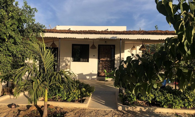 La Somone House | La Maison Aziz: Your Oceanfront Escape with Pool and Spa