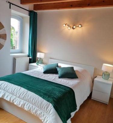 Lagardelle-sur-Leze Bed & Breakfast | Experience La maison d'Hôtes Du Moulin with Oceanfront Bliss