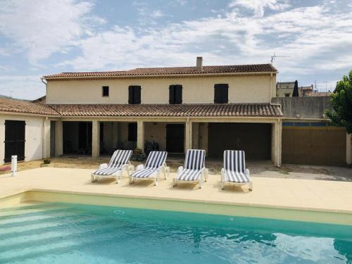 Tavernes Bed & Breakfast | Charming La Maison d'Hôtes des Ferrages: Pet Friendly Retreat