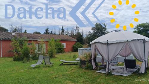 Lavaur House | Relax at Datcha La Charrette with Oceanfront Views
