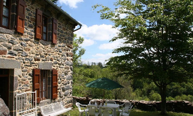 Curieres House | Idyllic La Maison de Curière: Pet-Friendly Mountain Retreat