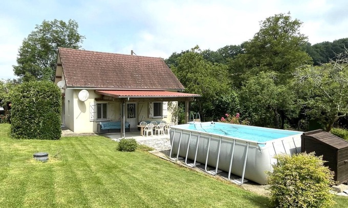 Burosse-Mendousse House | Discover LA MAISON DE JULIE with Family-Friendly Amenities