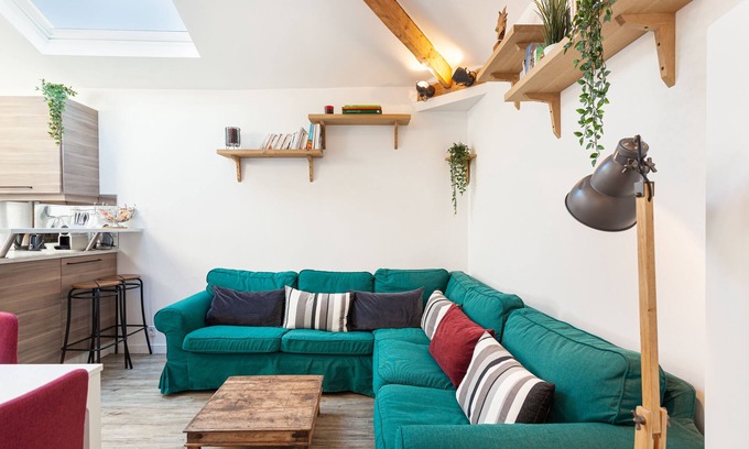 Chantilly House | Experience La Maison de la Faisanderie: Family & Pet Friendly!