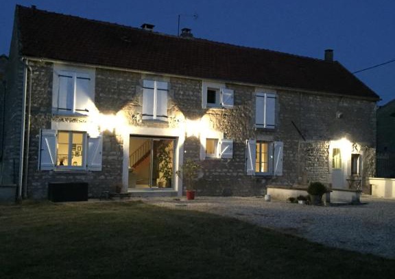 Prehy House | Discover La Maison de Lucien: Your Chablis Getaway Awaits
