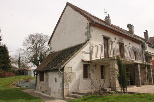 Briare House | Inviting Stay at La Maison de Maxou - Rated 8.9/10!