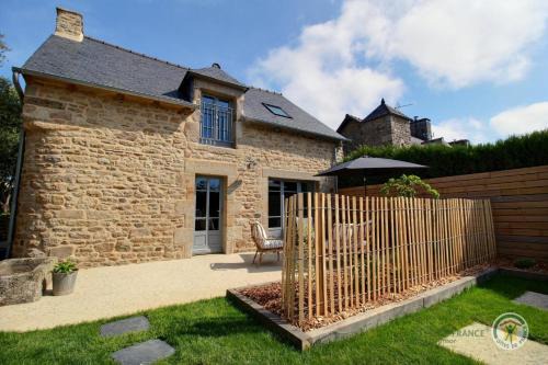 Lehon House | Oceanfront Comfort at La Maison de Victorine Hotel