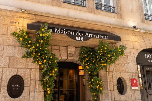 Intra Muros Hotel | Elegant Stay at La Maison des Armateurs - 4-Star Comfort