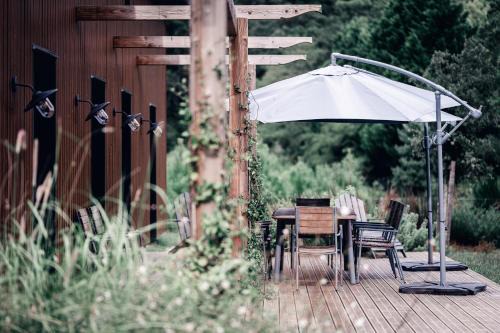 Saint-Julien-en-Born Villa | Relaxing Villa La Maison des Pins for 10 near Contis