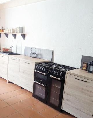 Captieux House | Discover La Maison du Bonheur: Family-Friendly Retreat