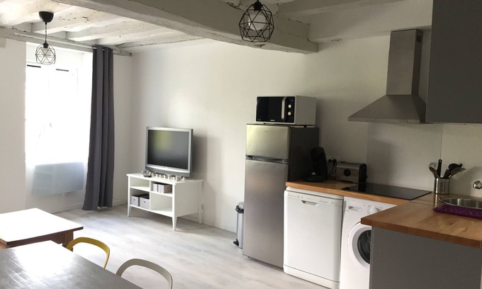 Provins Apartment | Inviting La Maison du Palais: Cozy Apartment in Medieval Provins