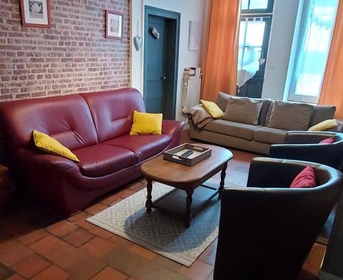 Greez-sur-Roc House | Discover La maison du Perrin: Pet-Friendly and Family Ready