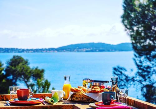 Carqueiranne House | Coastal Retreat at La Maison Fratelli with Ocean Views